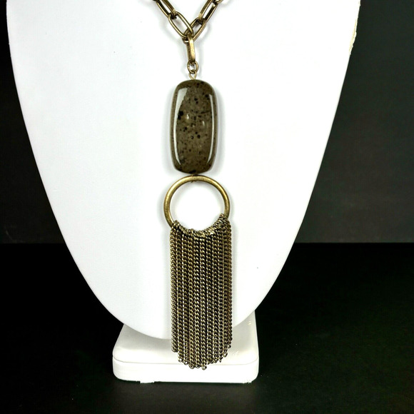 Boho Gold Tone Fringe Tassel Pendant Necklace Oval Speckled Stone Western Artsy - Picture 4 of 10